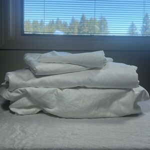 Brooklinen 100% Cotton White Sheet Set Queen